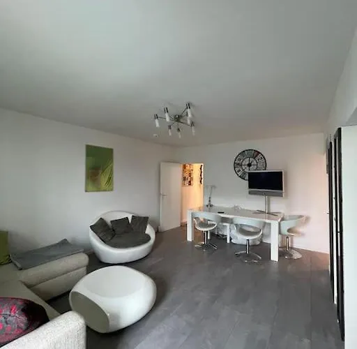Attractive Flat Near Charlottenburg & City Center