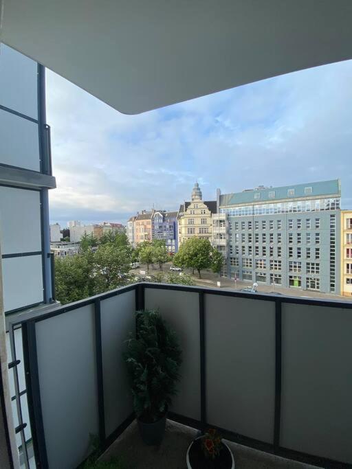 Attractive Flat Near Charlottenburg & Center Appartement Berlijn