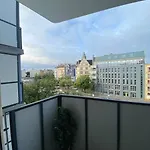 Attractive Flat Near Charlottenburg & City Center